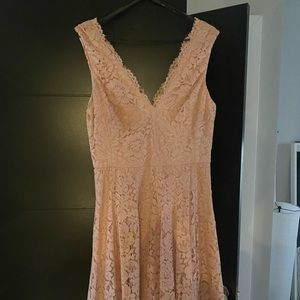 Worn once for a wedding !